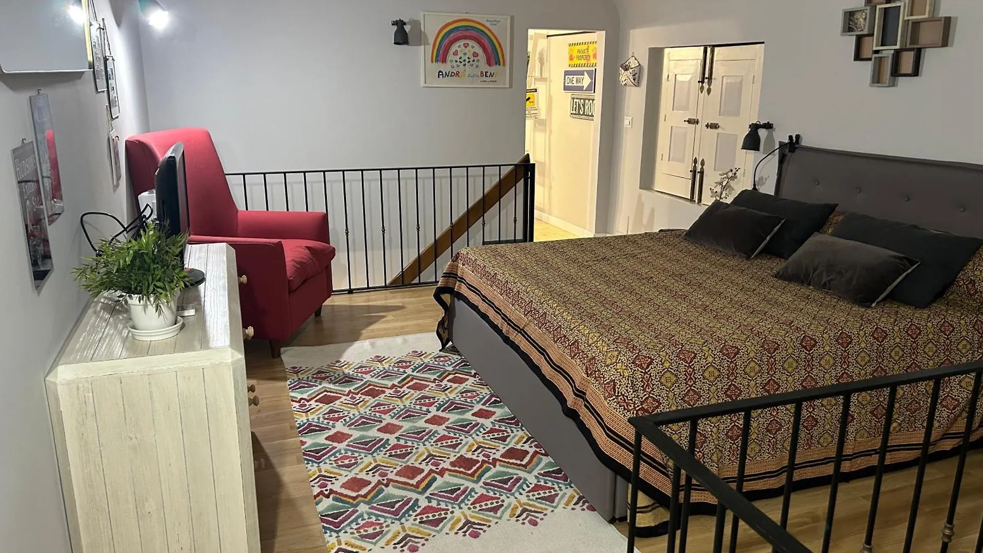 Moon House Apartamento Catânia